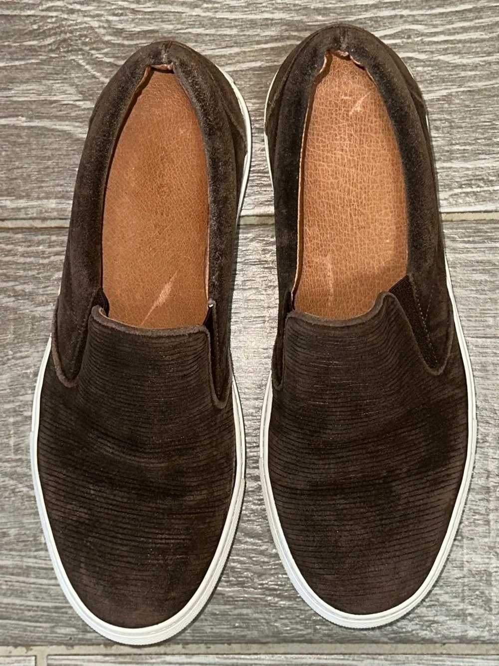 M. Gemi Cerchio Brown Corduroy Suede Slip On Sneakers Women’s 39 Casual Comfort